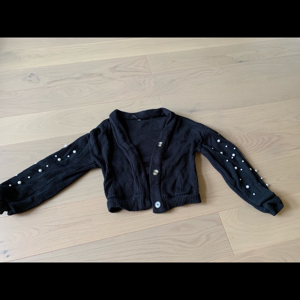 Girl’s cardigan